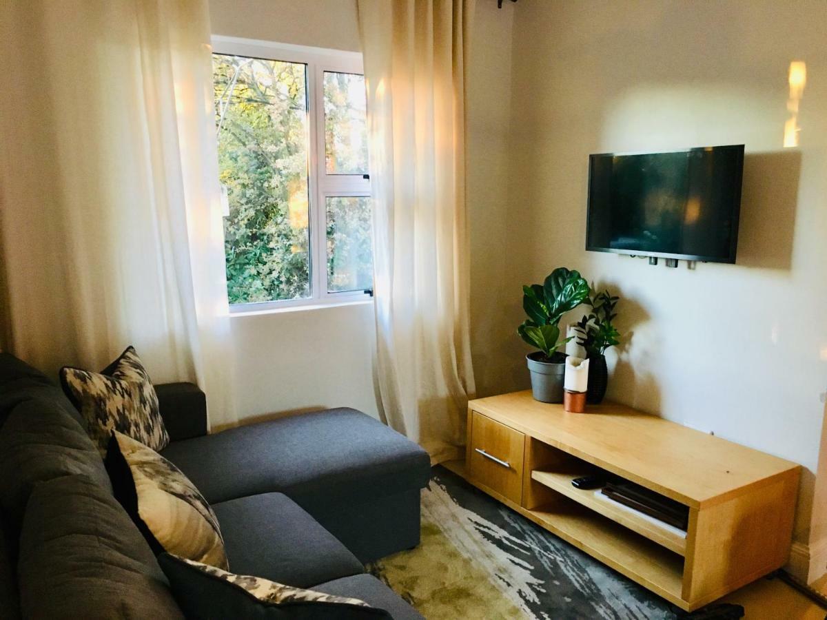 Kilkenny Cottages 2 Bedroom Unit 요하네스버그 외부 사진